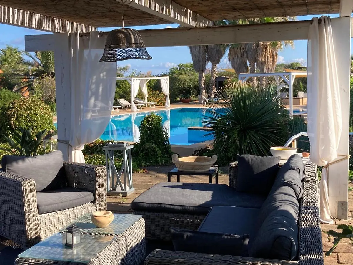 *** Ξενοδοχείο με διαμερίσματα Le Lanterne Resort Παντελλερία Ιταλία
