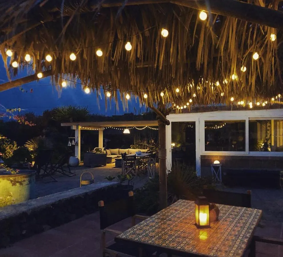 Ξενοδοχείο με διαμερίσματα Le Lanterne Resort Παντελλερία