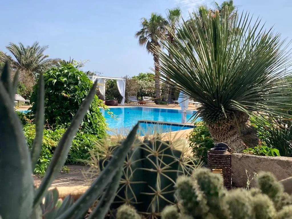 Le Lanterne Resort Παντελλερία 3*,  Ιταλία