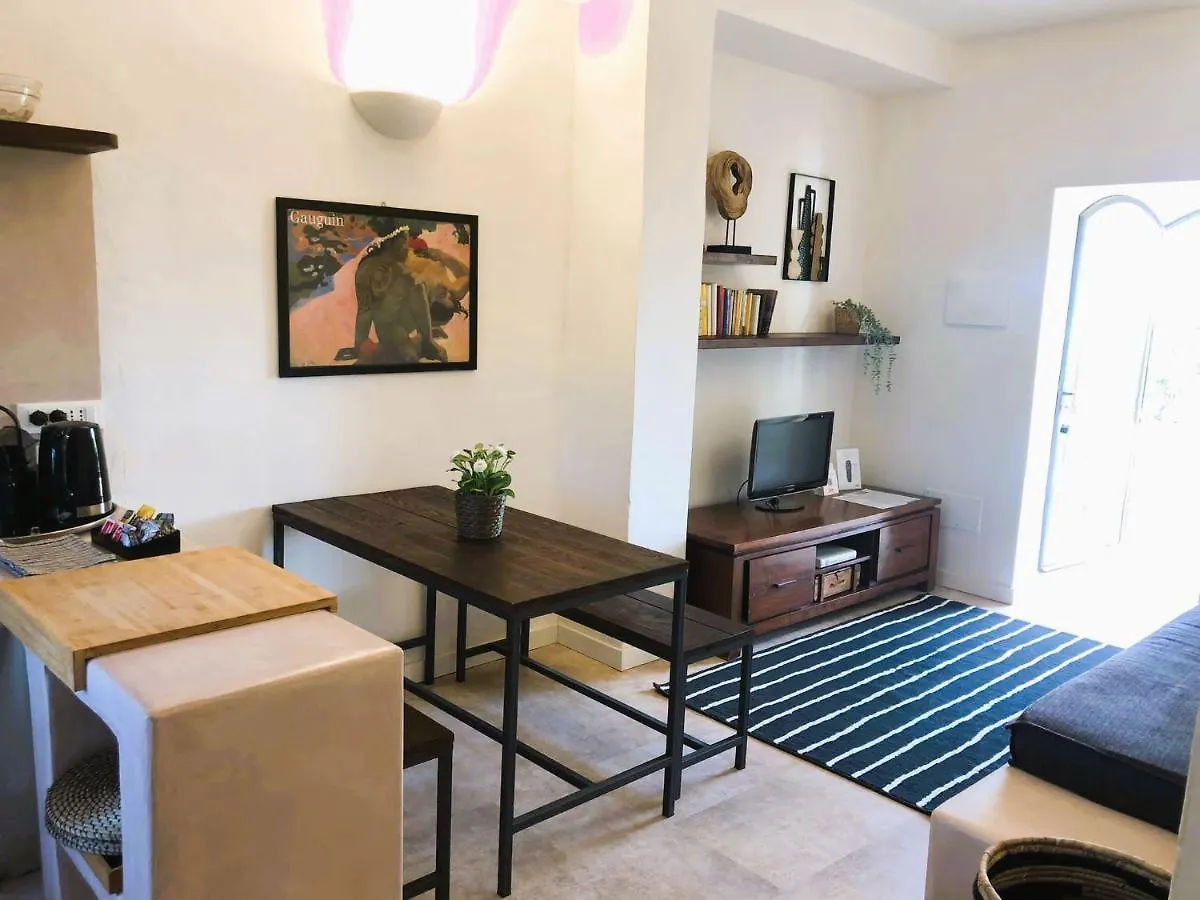 Le Lanterne Resort Παντελλερία Ξενοδοχείο με διαμερίσματα