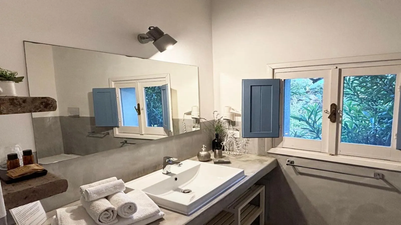 Le Lanterne Resort Παντελλερία