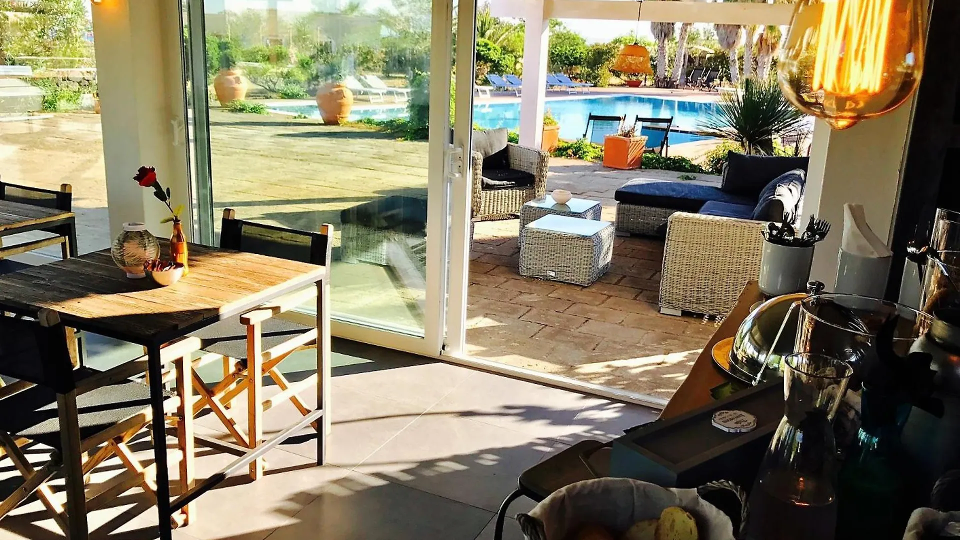 Le Lanterne Resort Παντελλερία Ξενοδοχείο με διαμερίσματα