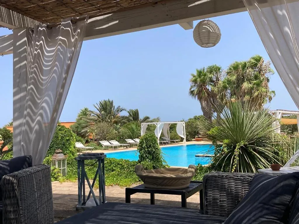 Апарт-отель Le Lanterne Resort Пантеллерия