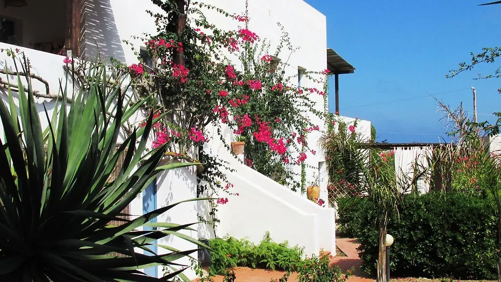 *** Апарт-отель Le Lanterne Resort Пантеллерия Италия